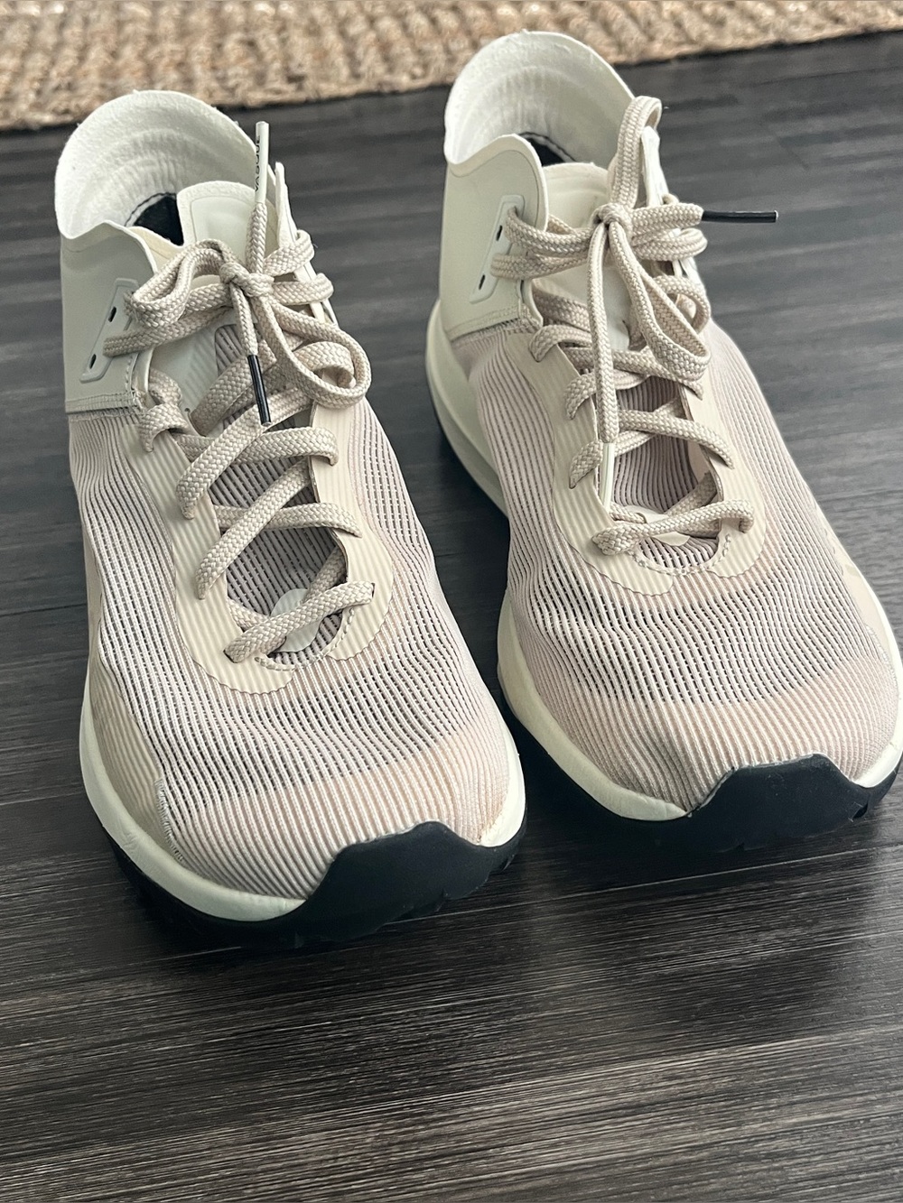 Vasque Reconnect 7271 Here Mid Hiking Shoes in Peyote